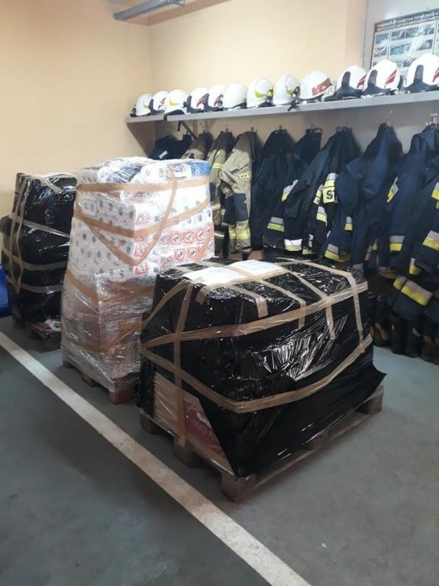 Zdjęcie w galerii na portalu naszraciborz.pl: Zbiórka na medal. Tony darów z gminy Kornowac dla Ukrainy wiadomości z regionu