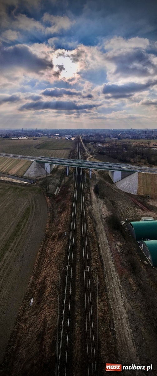 Zdjęcie w galerii na portalu naszraciborz.pl: Uwaga kierowcy! Wschodnia obwodnica Raciborza oficjalnie otwarta [WIDEO] wiadomości z regionu