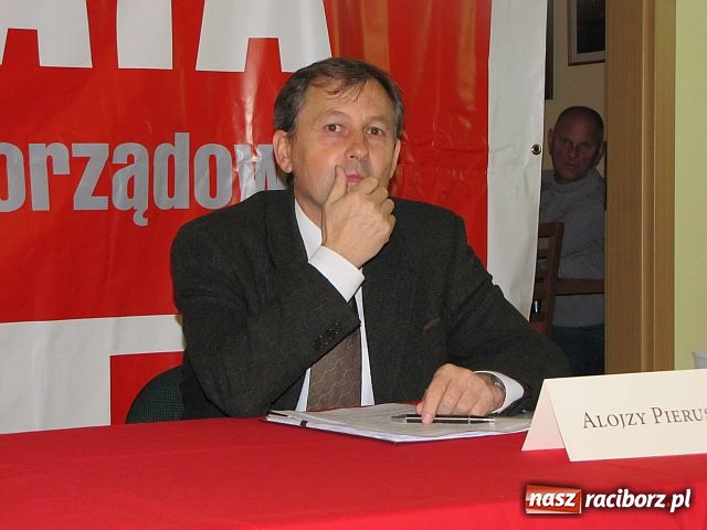 Zdjęcie w galerii na portalu naszraciborz.pl: Gorąca debata w Rudniku wiadomości z regionu