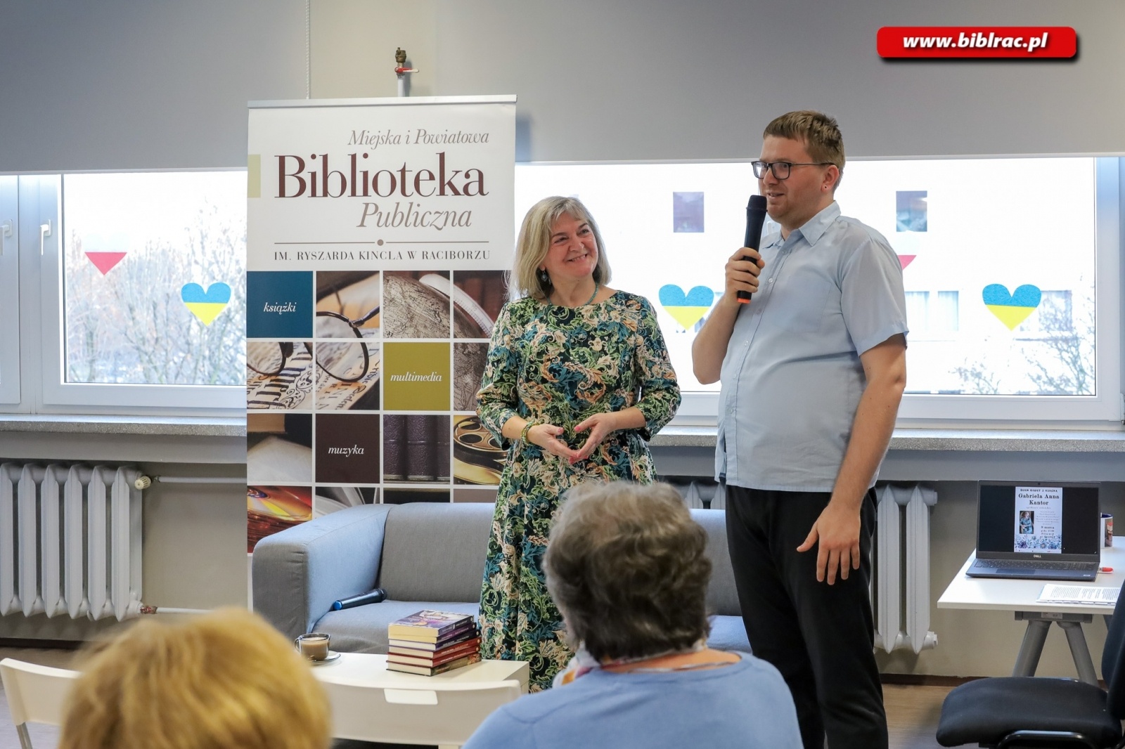 Zdjęcie w galerii na portalu naszraciborz.pl: Gabriela Anna Kańtor gościem Dnia Kobiet z Książką wiadomości z regionu