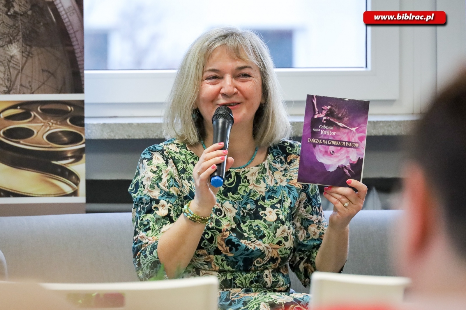 Zdjęcie w galerii na portalu naszraciborz.pl: Gabriela Anna Kańtor gościem Dnia Kobiet z Książką wiadomości z regionu