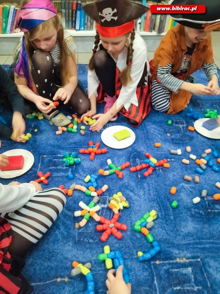 Zdjęcie w galerii na portalu naszraciborz.pl: Piracka nocka w Markowicach [FOTO] wiadomości z regionu