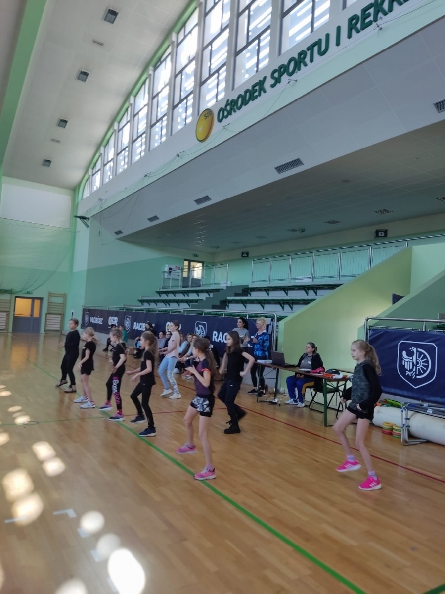 Zdjęcie w galerii na portalu naszraciborz.pl: Gotowi na sport? - happening w arenie przy Łąkowej wiadomości z regionu