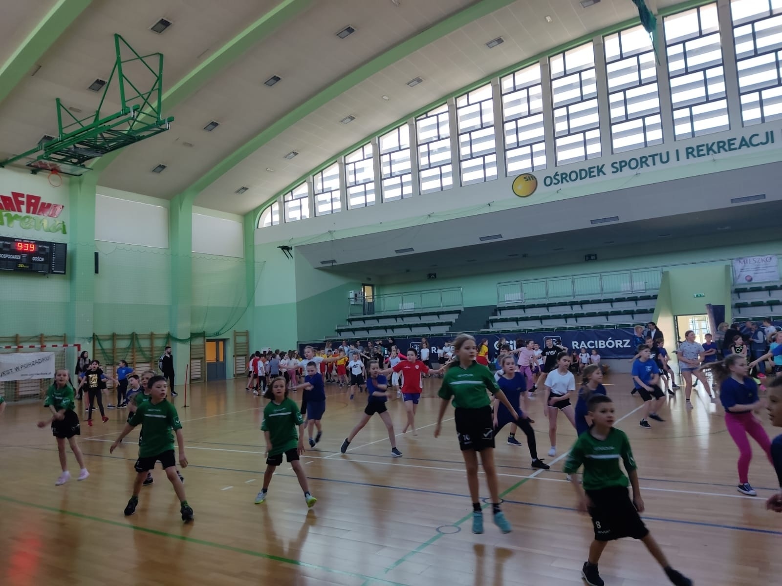 Zdjęcie w galerii na portalu naszraciborz.pl: Gotowi na sport? - happening w arenie przy Łąkowej wiadomości z regionu