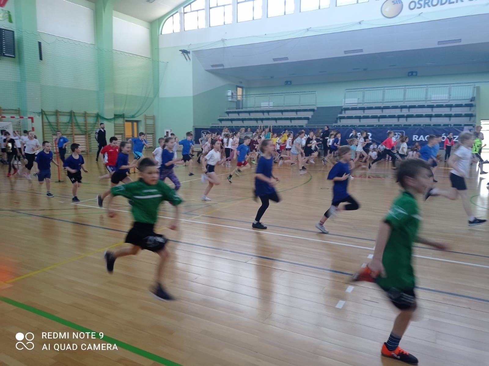 Zdjęcie w galerii na portalu naszraciborz.pl: Gotowi na sport? - happening w arenie przy Łąkowej wiadomości z regionu