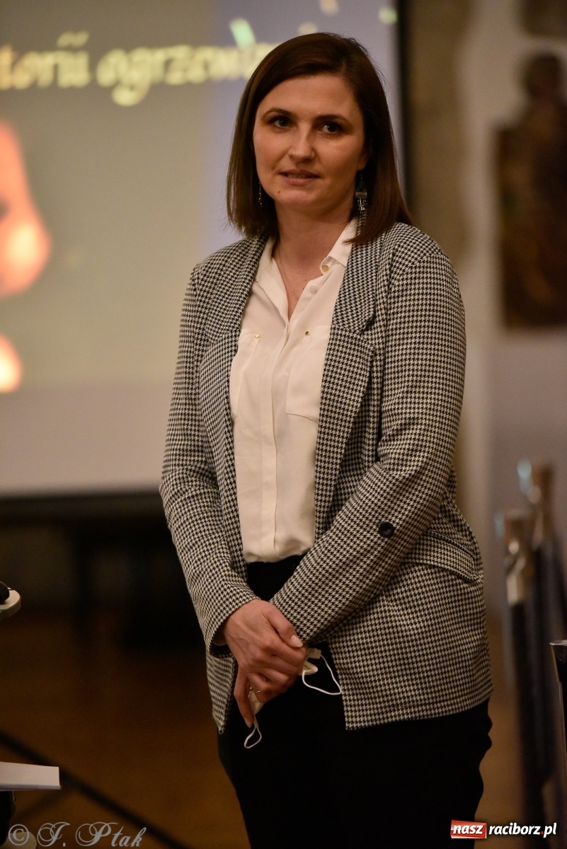 Zdjęcie w galerii na portalu naszraciborz.pl: Kafle raciborskie, czyli o historii ogrzewania w raciborskim Muzeum wiadomości z regionu