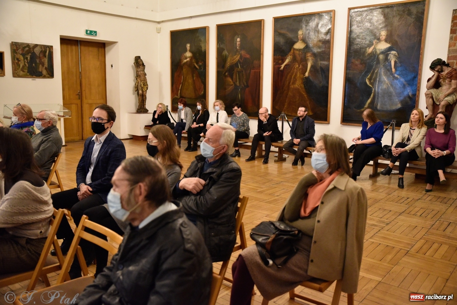 Zdjęcie w galerii na portalu naszraciborz.pl: Kafle raciborskie, czyli o historii ogrzewania w raciborskim Muzeum wiadomości z regionu