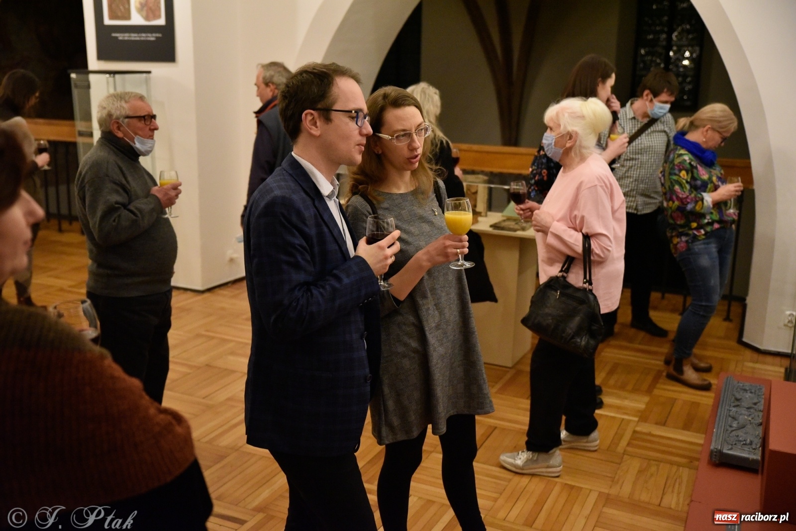 Zdjęcie w galerii na portalu naszraciborz.pl: Kafle raciborskie, czyli o historii ogrzewania w raciborskim Muzeum wiadomości z regionu