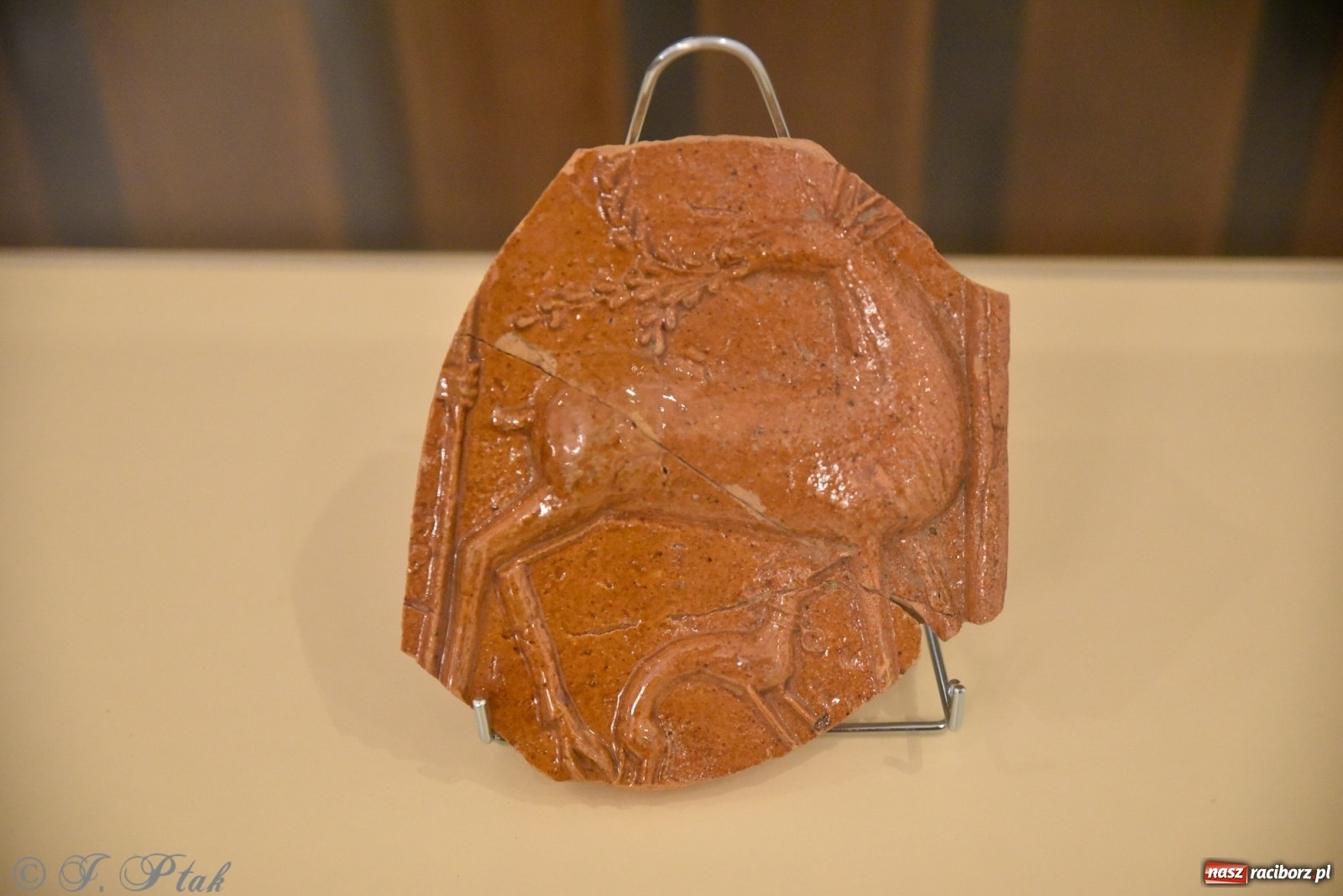 Zdjęcie w galerii na portalu naszraciborz.pl: Kafle raciborskie, czyli o historii ogrzewania w raciborskim Muzeum wiadomości z regionu