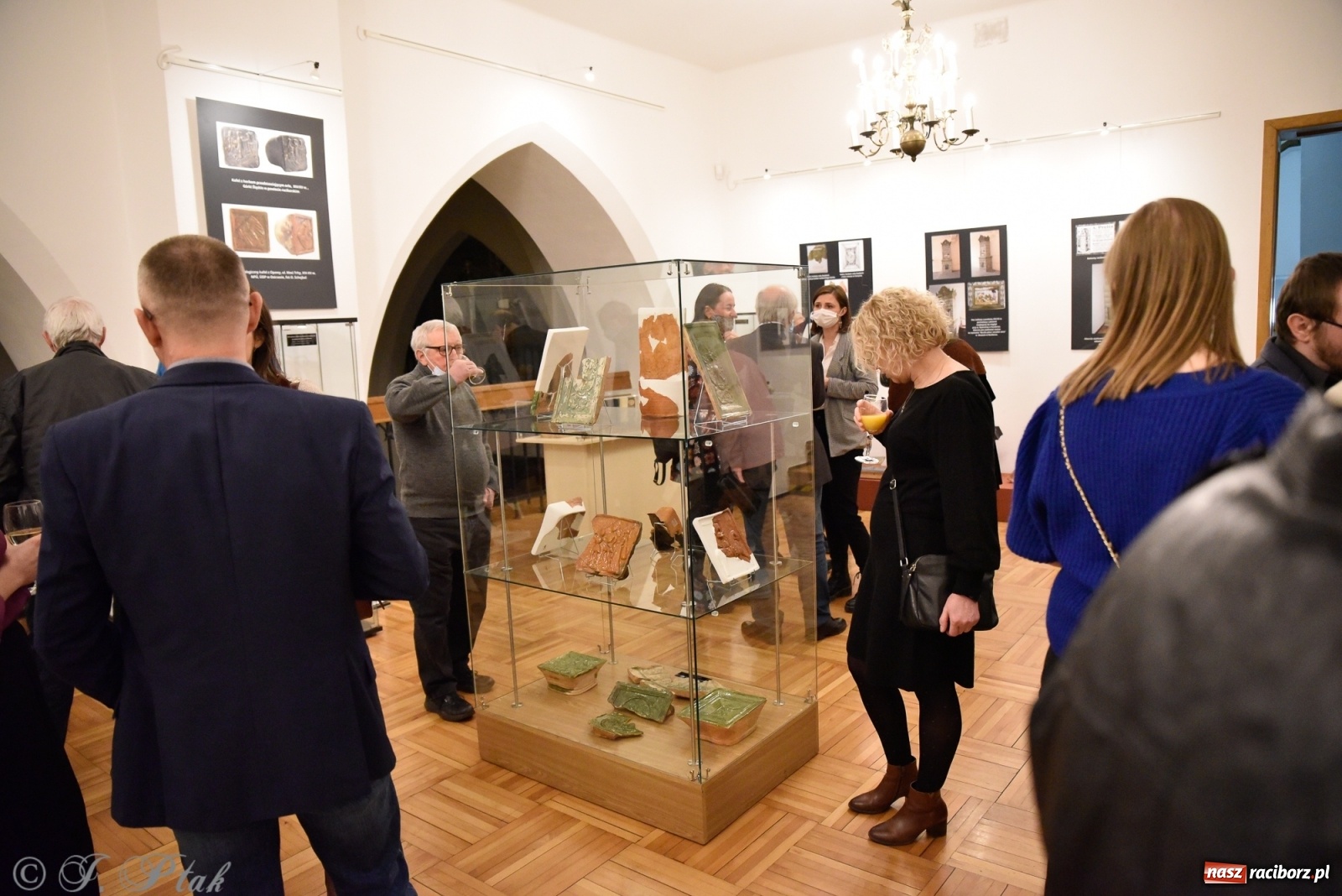 Zdjęcie w galerii na portalu naszraciborz.pl: Kafle raciborskie, czyli o historii ogrzewania w raciborskim Muzeum wiadomości z regionu