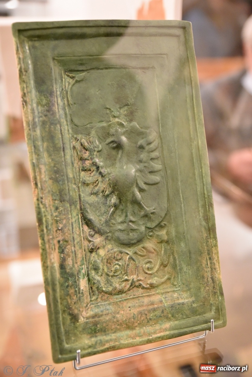 Zdjęcie w galerii na portalu naszraciborz.pl: Kafle raciborskie, czyli o historii ogrzewania w raciborskim Muzeum wiadomości z regionu