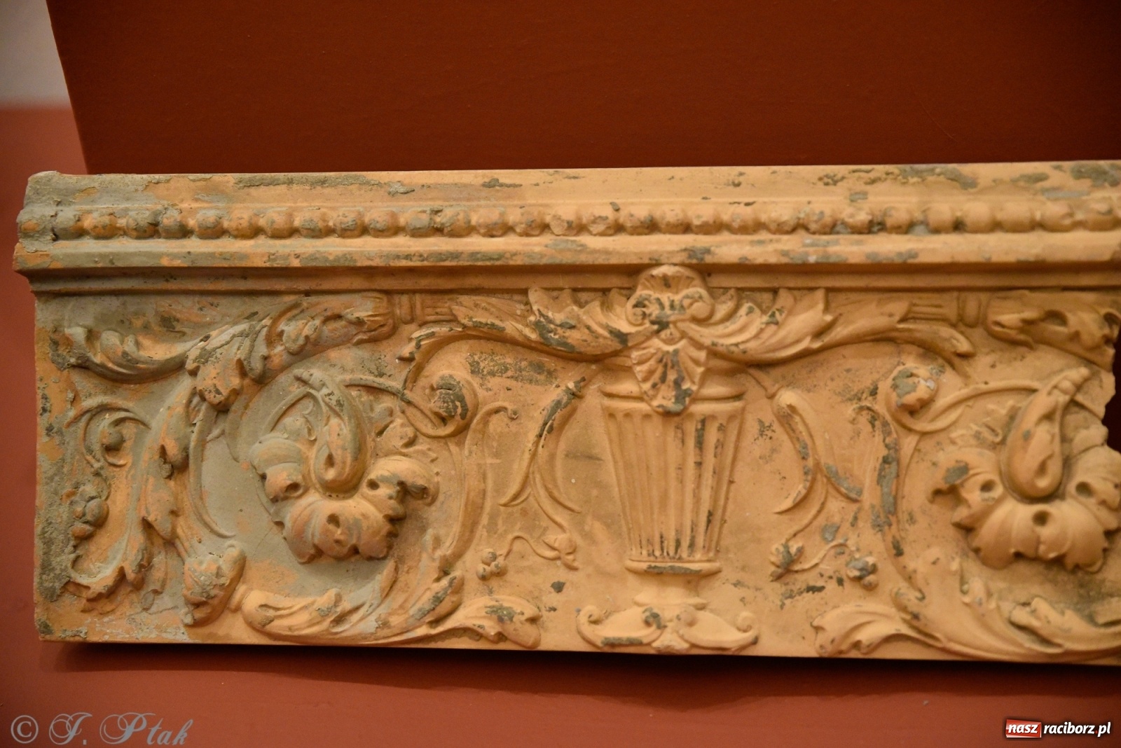 Zdjęcie w galerii na portalu naszraciborz.pl: Kafle raciborskie, czyli o historii ogrzewania w raciborskim Muzeum wiadomości z regionu