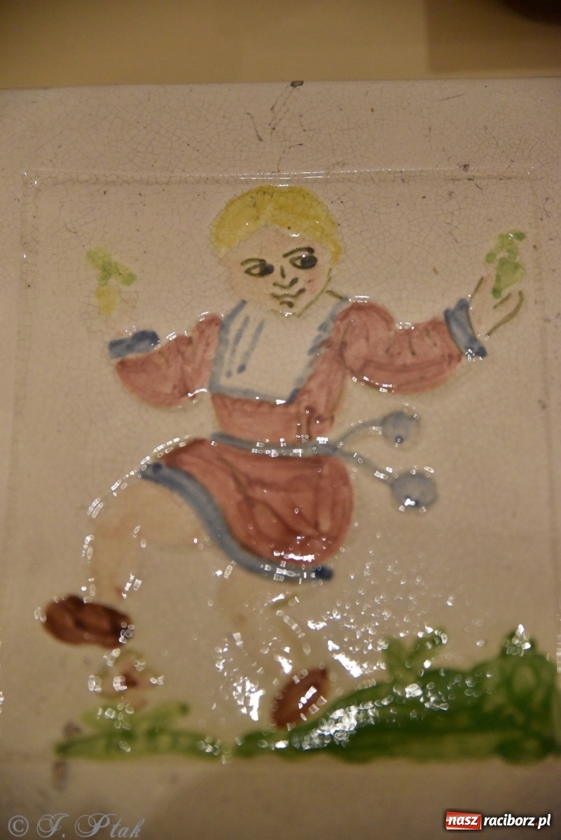 Zdjęcie w galerii na portalu naszraciborz.pl: Kafle raciborskie, czyli o historii ogrzewania w raciborskim Muzeum wiadomości z regionu