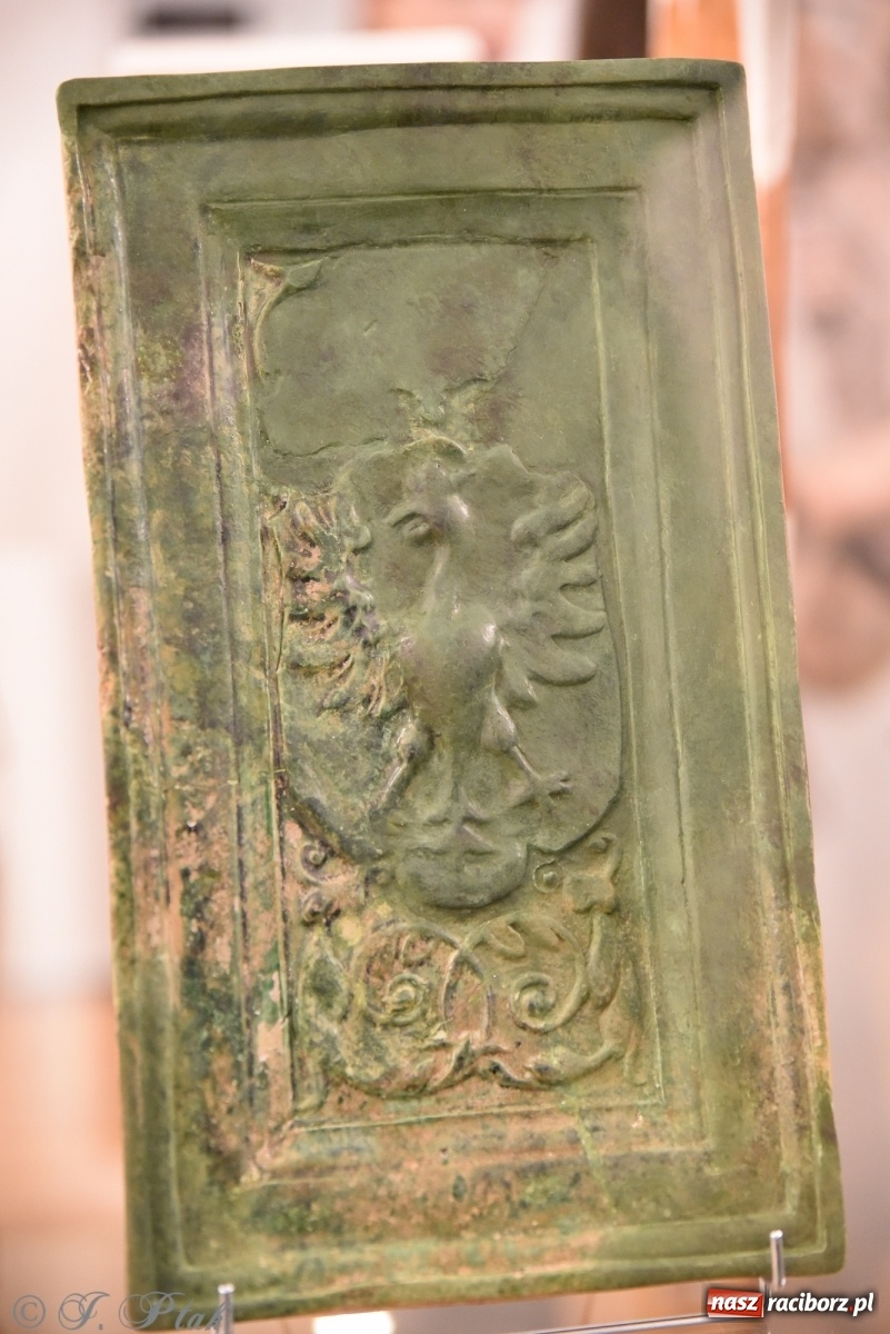 Zdjęcie w galerii na portalu naszraciborz.pl: Kafle raciborskie, czyli o historii ogrzewania w raciborskim Muzeum wiadomości z regionu