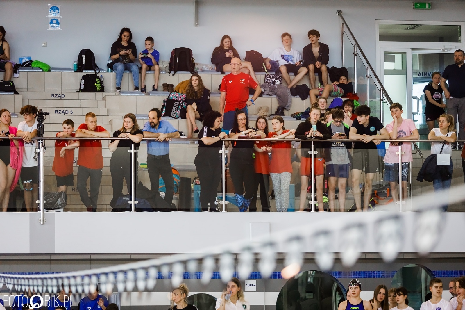 Zdjęcie w galerii na portalu naszraciborz.pl: Pływacy szkół sportowych z całej Polski ścigają się w H2Ostróg wiadomości z regionu