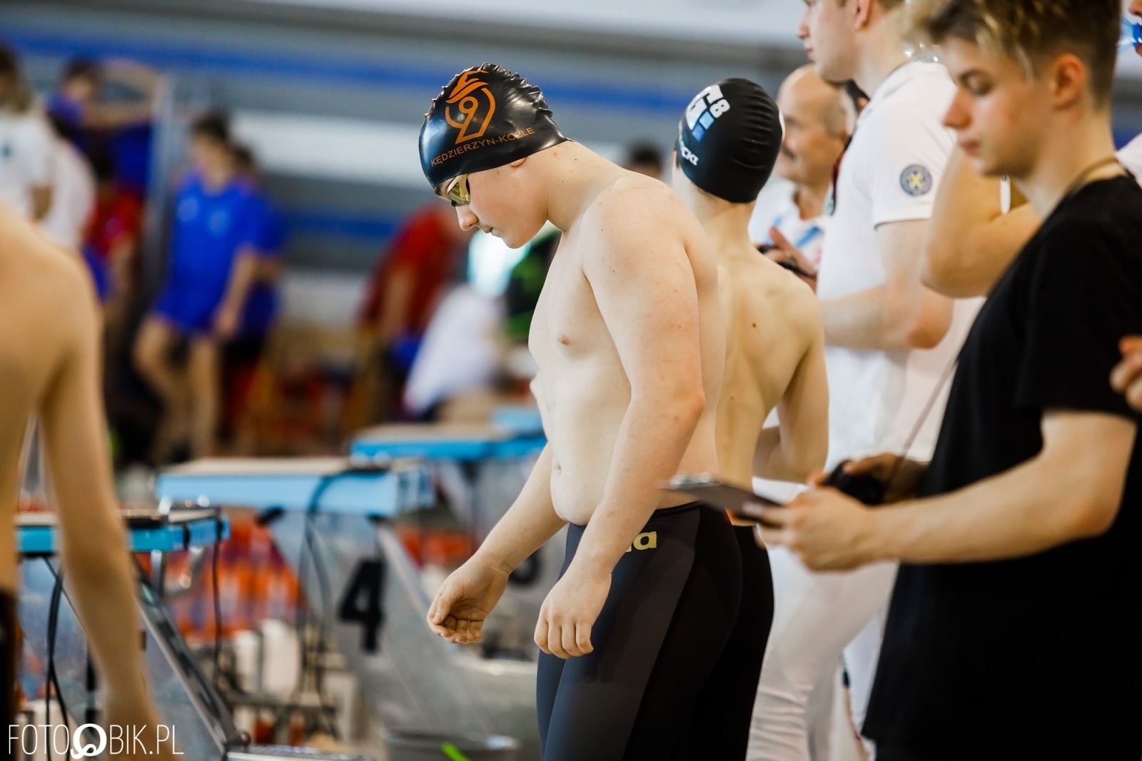 Zdjęcie w galerii na portalu naszraciborz.pl: Pływacy szkół sportowych z całej Polski ścigają się w H2Ostróg wiadomości z regionu
