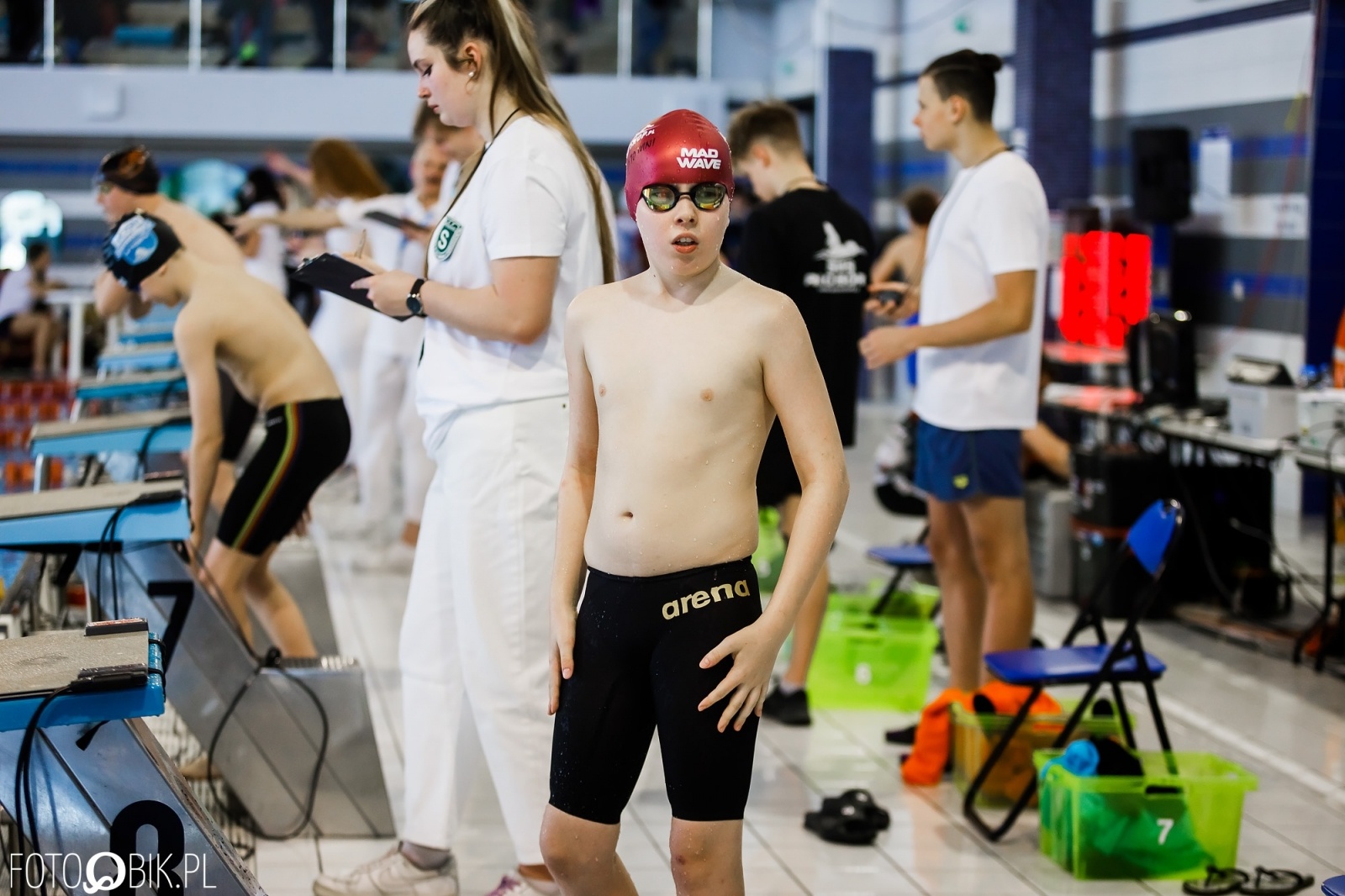 Zdjęcie w galerii na portalu naszraciborz.pl: Pływacy szkół sportowych z całej Polski ścigają się w H2Ostróg wiadomości z regionu