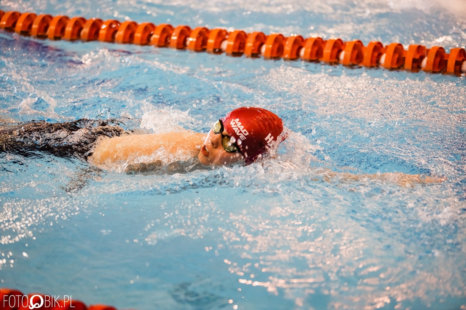 Zdjęcie w galerii na portalu naszraciborz.pl: Pływacy szkół sportowych z całej Polski ścigają się w H2Ostróg wiadomości z regionu
