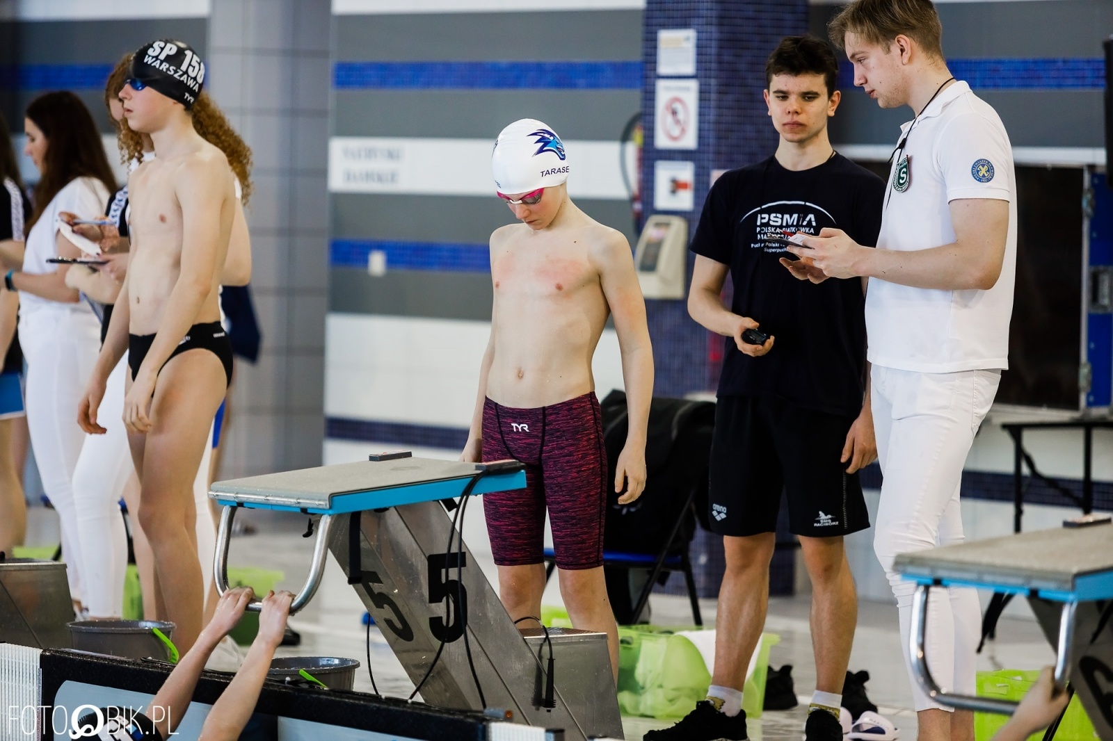 Zdjęcie w galerii na portalu naszraciborz.pl: Pływacy szkół sportowych z całej Polski ścigają się w H2Ostróg wiadomości z regionu