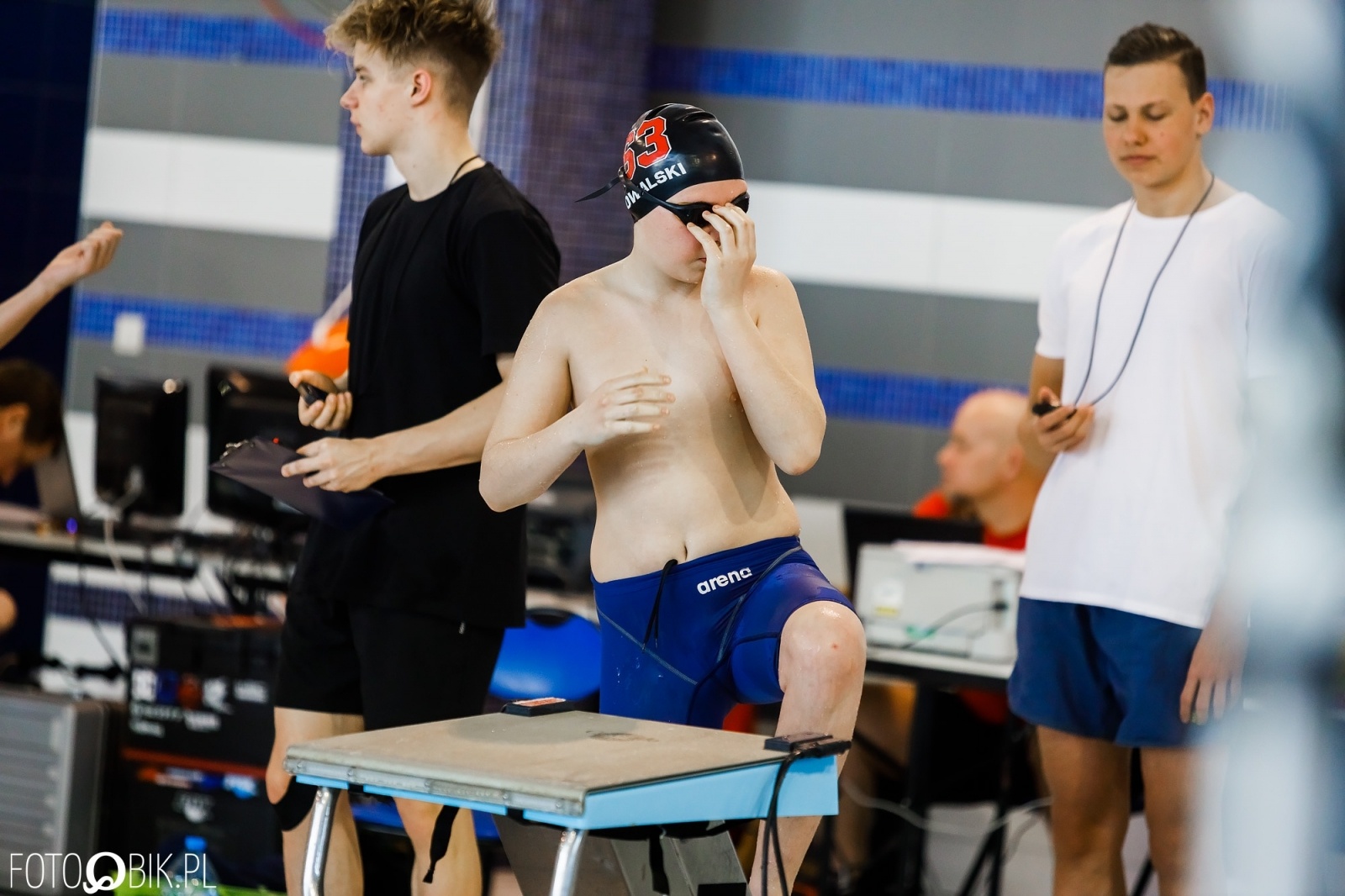 Zdjęcie w galerii na portalu naszraciborz.pl: Pływacy szkół sportowych z całej Polski ścigają się w H2Ostróg wiadomości z regionu