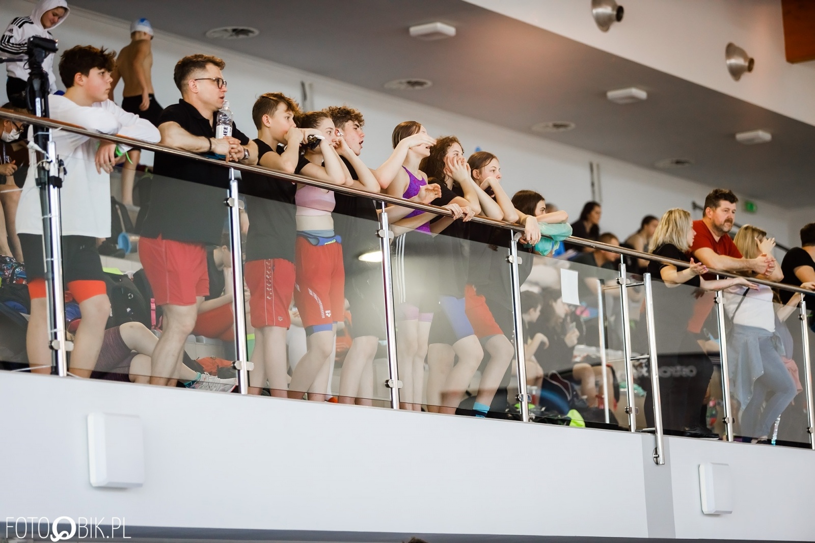 Zdjęcie w galerii na portalu naszraciborz.pl: Pływacy szkół sportowych z całej Polski ścigają się w H2Ostróg wiadomości z regionu