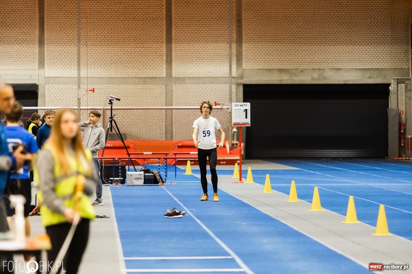 Zdjęcie w galerii na portalu naszraciborz.pl: Racibórz gospodarzem Halowych Mistrzostw Śląska Młodzików w LA wiadomości z regionu
