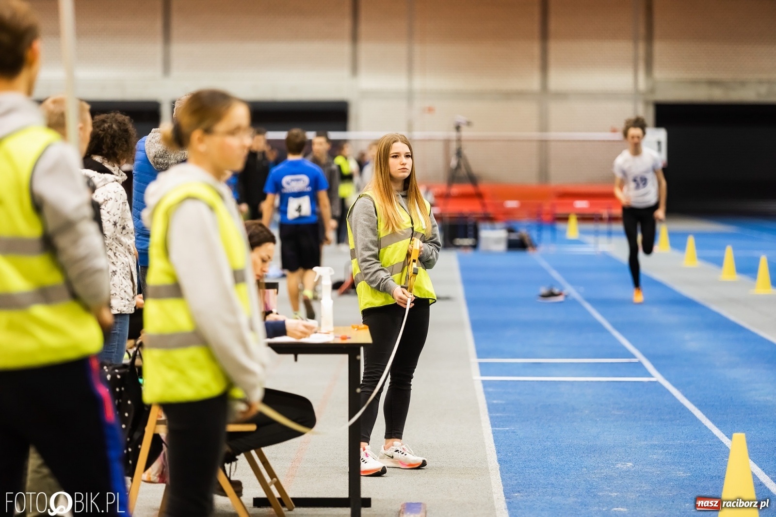 Zdjęcie w galerii na portalu naszraciborz.pl: Racibórz gospodarzem Halowych Mistrzostw Śląska Młodzików w LA wiadomości z regionu