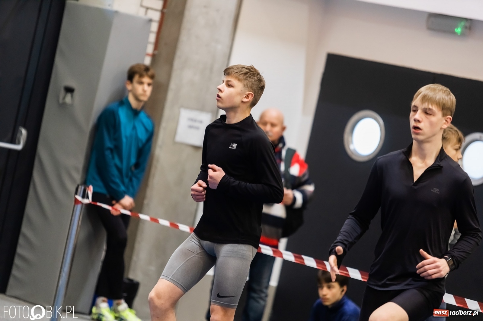 Zdjęcie w galerii na portalu naszraciborz.pl: Racibórz gospodarzem Halowych Mistrzostw Śląska Młodzików w LA wiadomości z regionu