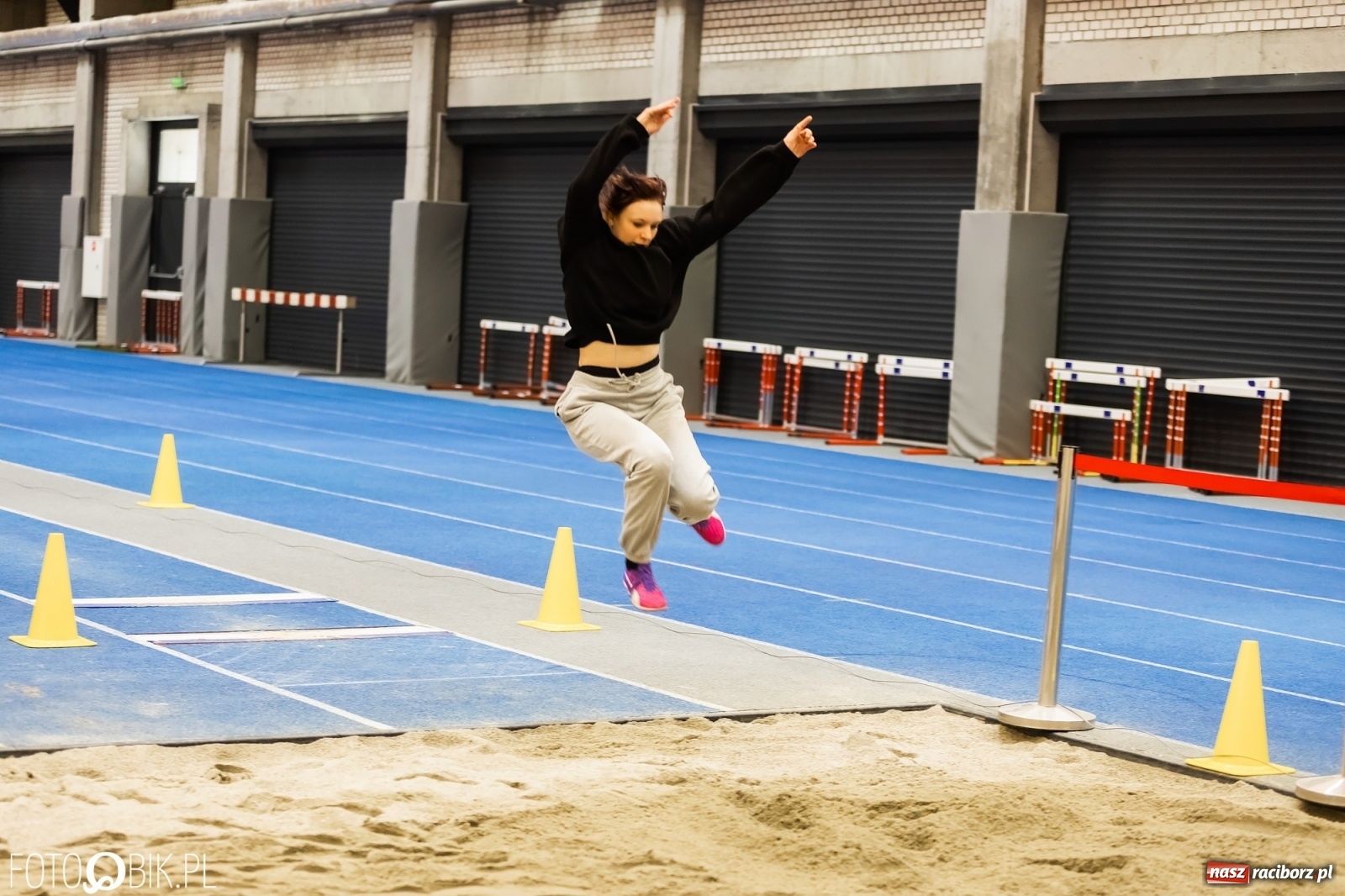 Zdjęcie w galerii na portalu naszraciborz.pl: Racibórz gospodarzem Halowych Mistrzostw Śląska Młodzików w LA wiadomości z regionu