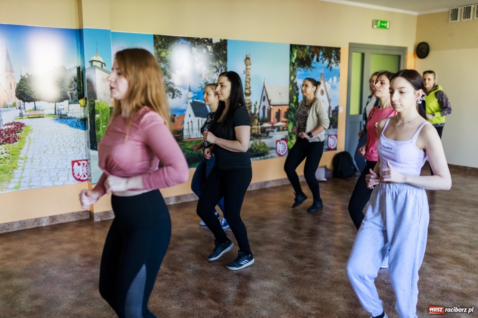 Zdjęcie w galerii na portalu naszraciborz.pl: Warsztaty taneczne Bachata&Kizomba w Arenie Rafako wiadomości z regionu