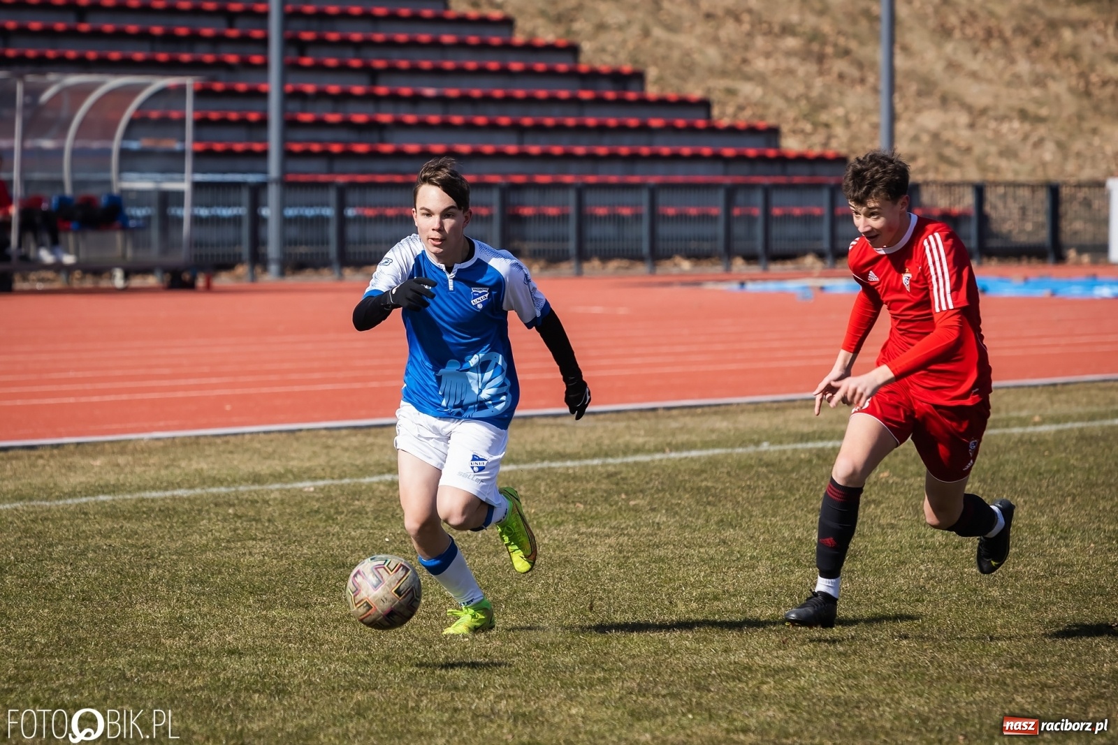 Zdjęcie w galerii na portalu naszraciborz.pl: I liga trampkarzy. Udana inauguracja Unii Racibórz [FOTO] wiadomości z regionu