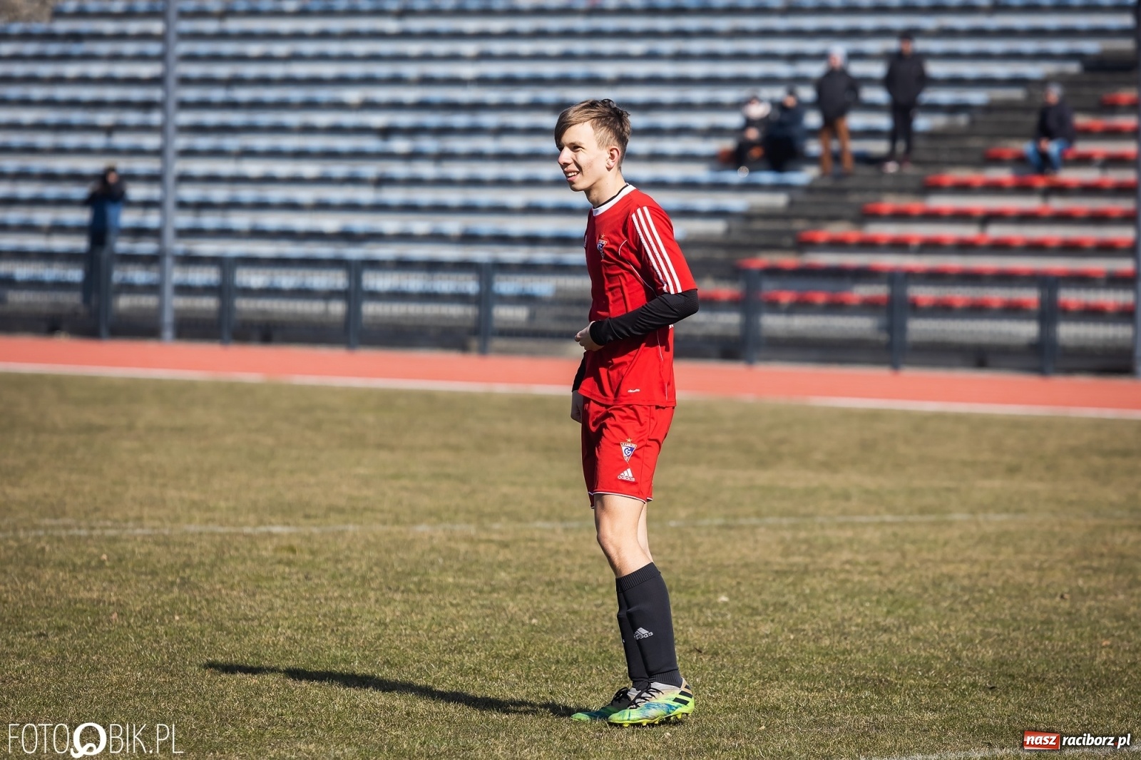 Zdjęcie w galerii na portalu naszraciborz.pl: I liga trampkarzy. Udana inauguracja Unii Racibórz [FOTO] wiadomości z regionu