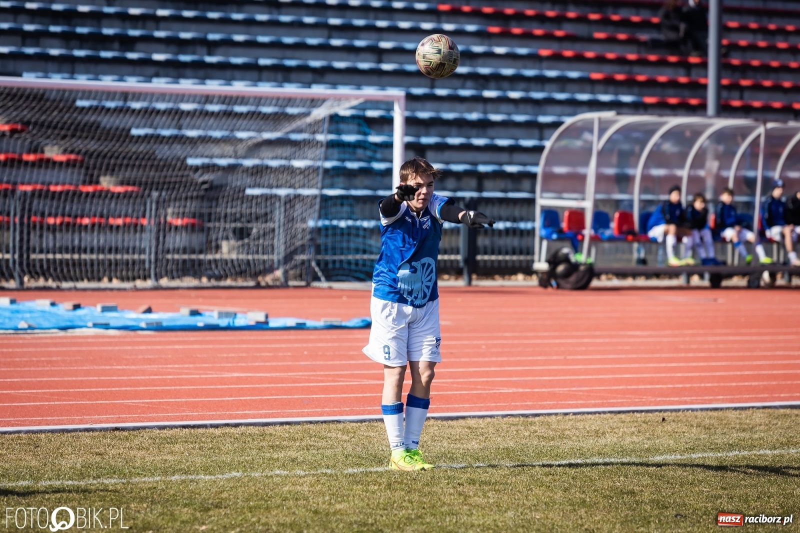 Zdjęcie w galerii na portalu naszraciborz.pl: I liga trampkarzy. Udana inauguracja Unii Racibórz [FOTO] wiadomości z regionu
