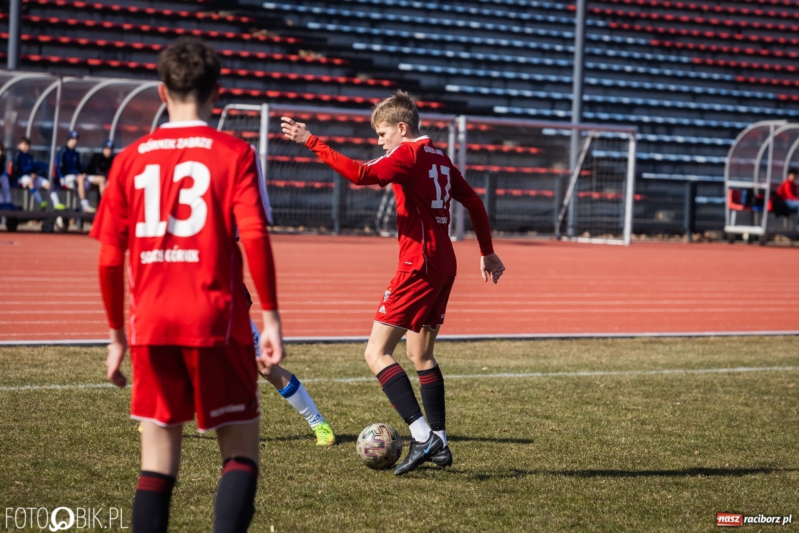 Zdjęcie w galerii na portalu naszraciborz.pl: I liga trampkarzy. Udana inauguracja Unii Racibórz [FOTO] wiadomości z regionu