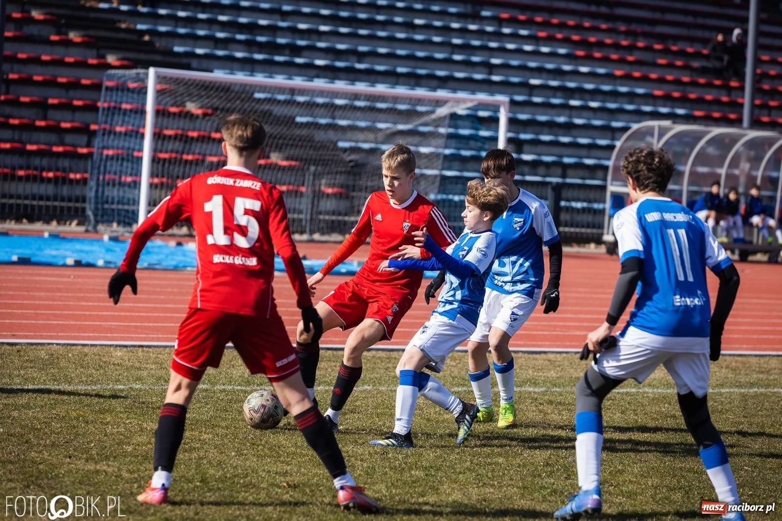Zdjęcie w galerii na portalu naszraciborz.pl: I liga trampkarzy. Udana inauguracja Unii Racibórz [FOTO] wiadomości z regionu
