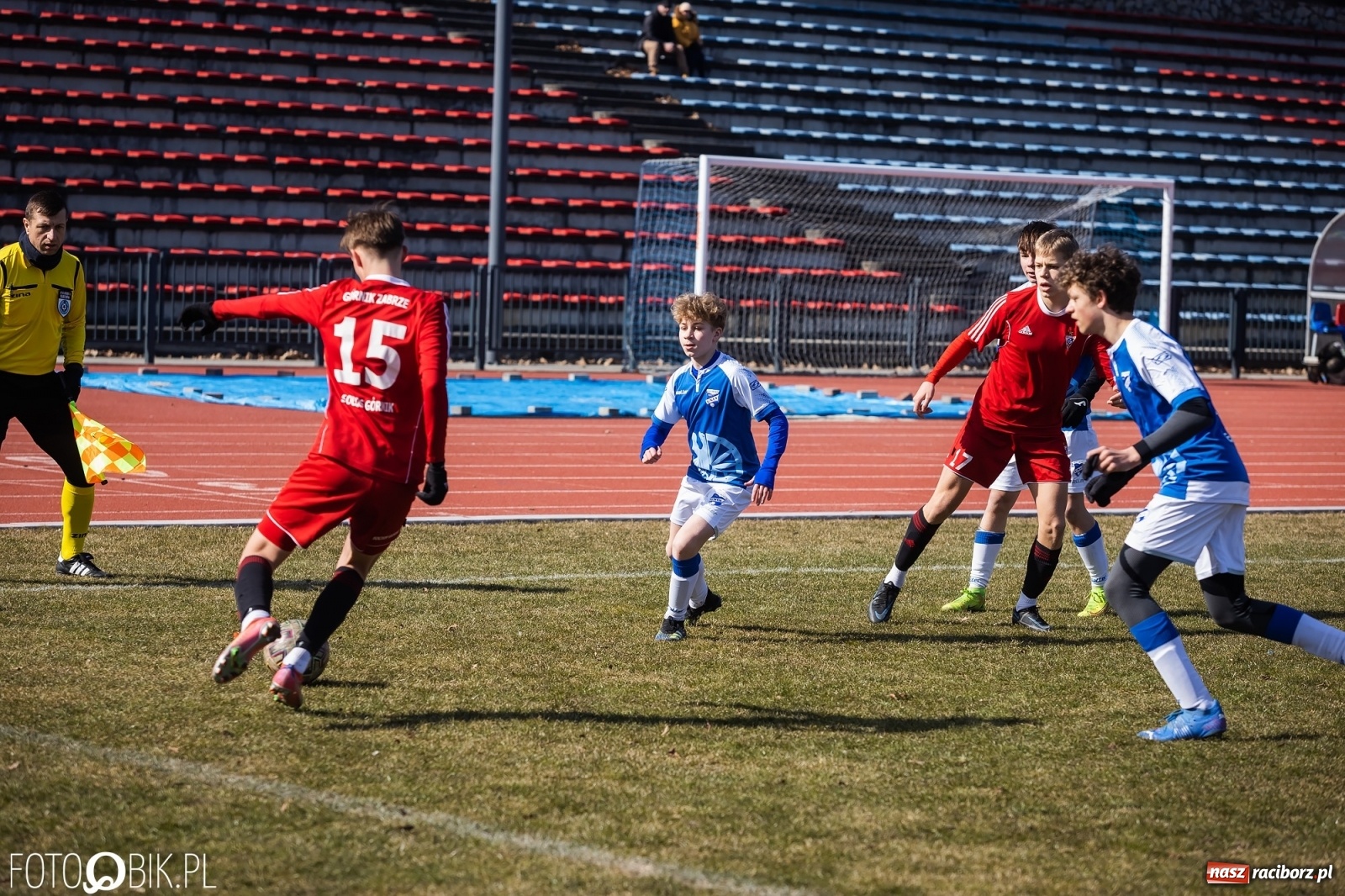Zdjęcie w galerii na portalu naszraciborz.pl: I liga trampkarzy. Udana inauguracja Unii Racibórz [FOTO] wiadomości z regionu