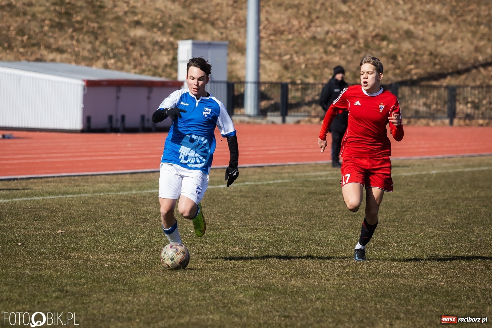 Zdjęcie w galerii na portalu naszraciborz.pl: I liga trampkarzy. Udana inauguracja Unii Racibórz [FOTO] wiadomości z regionu