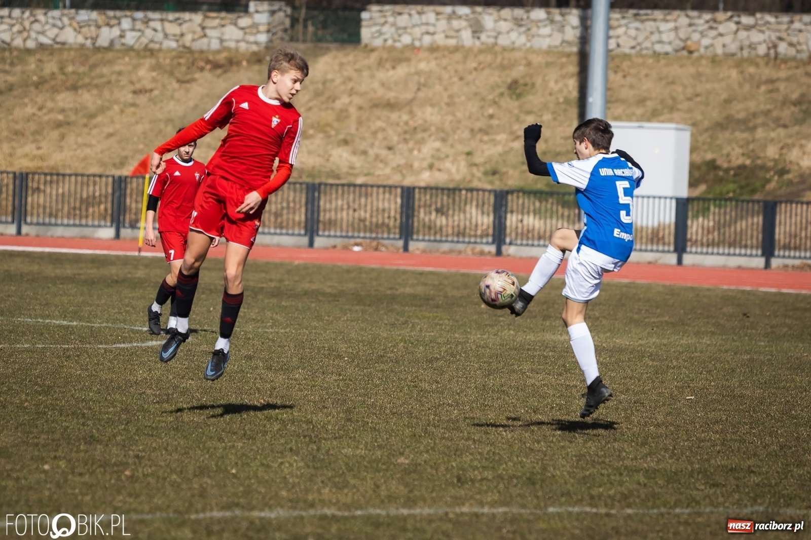 Zdjęcie w galerii na portalu naszraciborz.pl: I liga trampkarzy. Udana inauguracja Unii Racibórz [FOTO] wiadomości z regionu