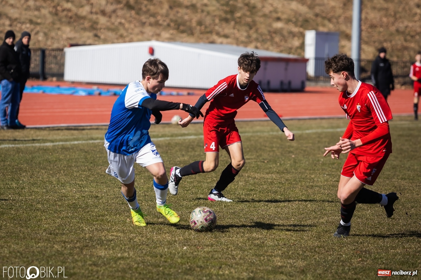 Zdjęcie w galerii na portalu naszraciborz.pl: I liga trampkarzy. Udana inauguracja Unii Racibórz [FOTO] wiadomości z regionu