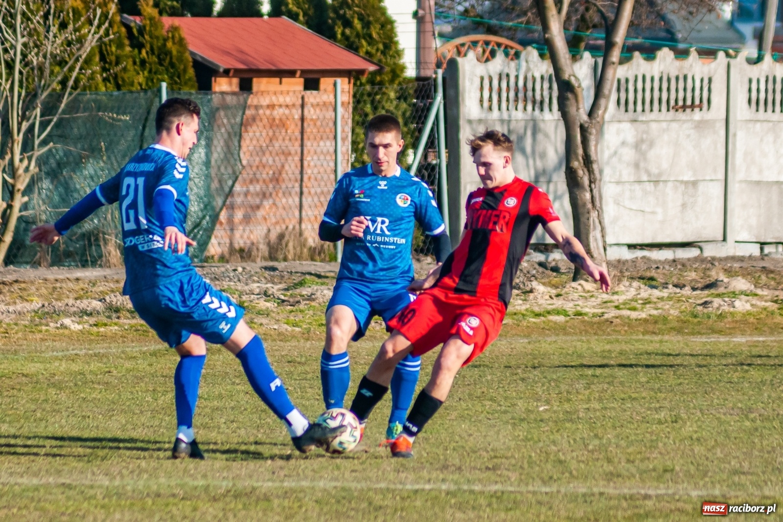 Zdjęcie w galerii na portalu naszraciborz.pl: Runda wiosenna wystartowała. Krzyżanowice lepsze od Rymera [FOTO] wiadomości z regionu