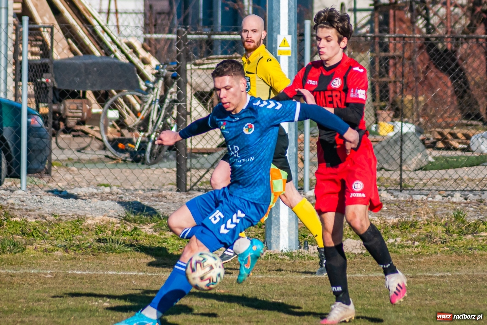 Zdjęcie w galerii na portalu naszraciborz.pl: Runda wiosenna wystartowała. Krzyżanowice lepsze od Rymera [FOTO] wiadomości z regionu