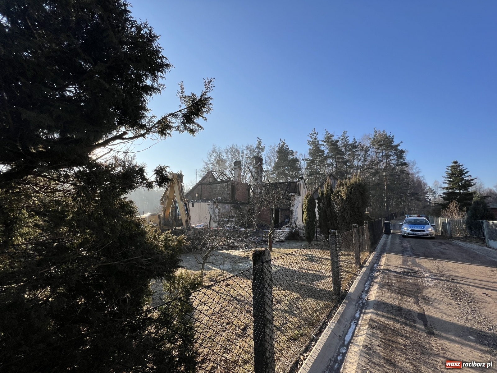 Zdjęcie w galerii na portalu naszraciborz.pl: Cegiełka do cegiełki - odbudujmy razem dom w Nędzy wiadomości z regionu