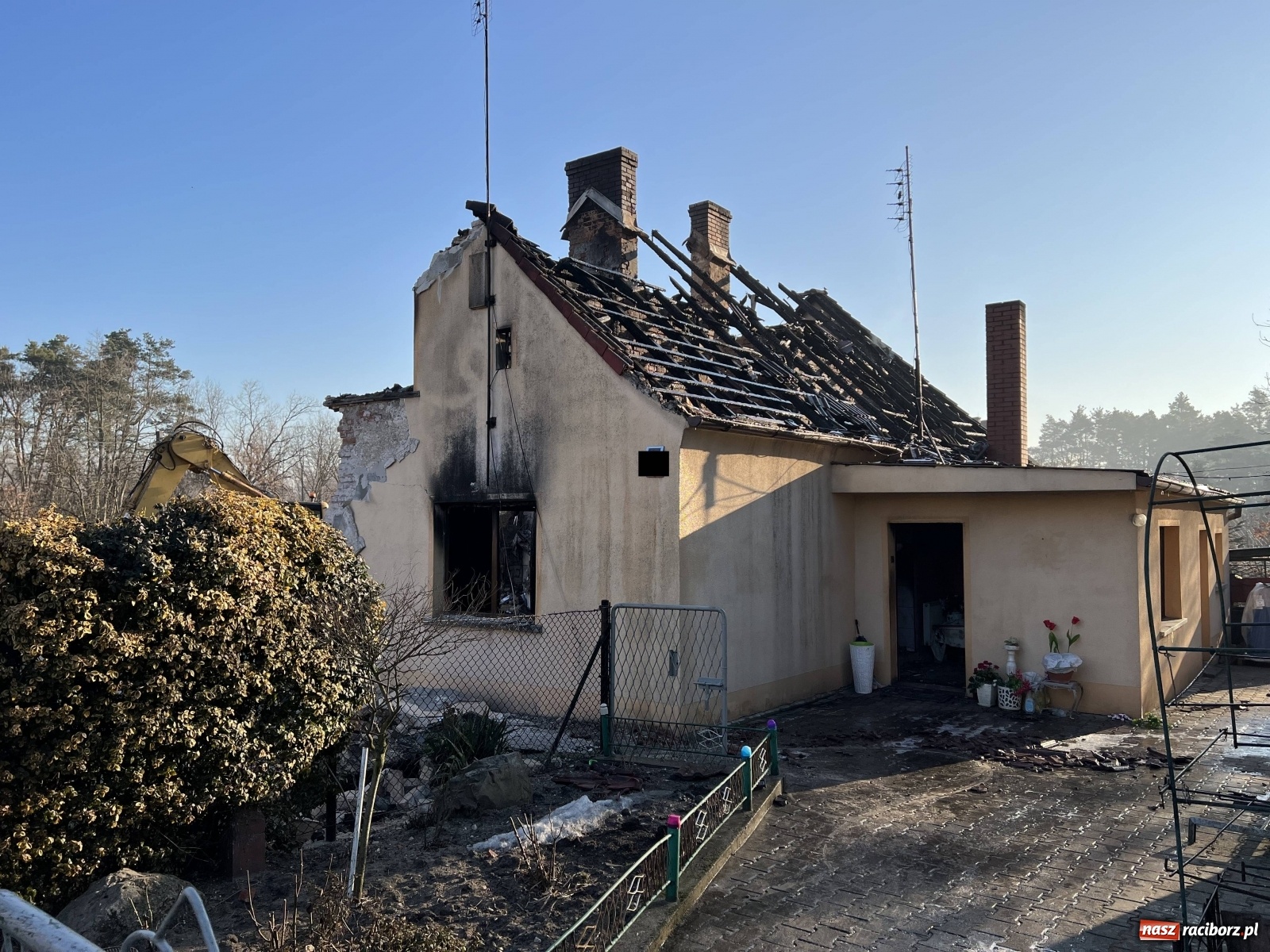 Zdjęcie w galerii na portalu naszraciborz.pl: Cegiełka do cegiełki - odbudujmy razem dom w Nędzy wiadomości z regionu