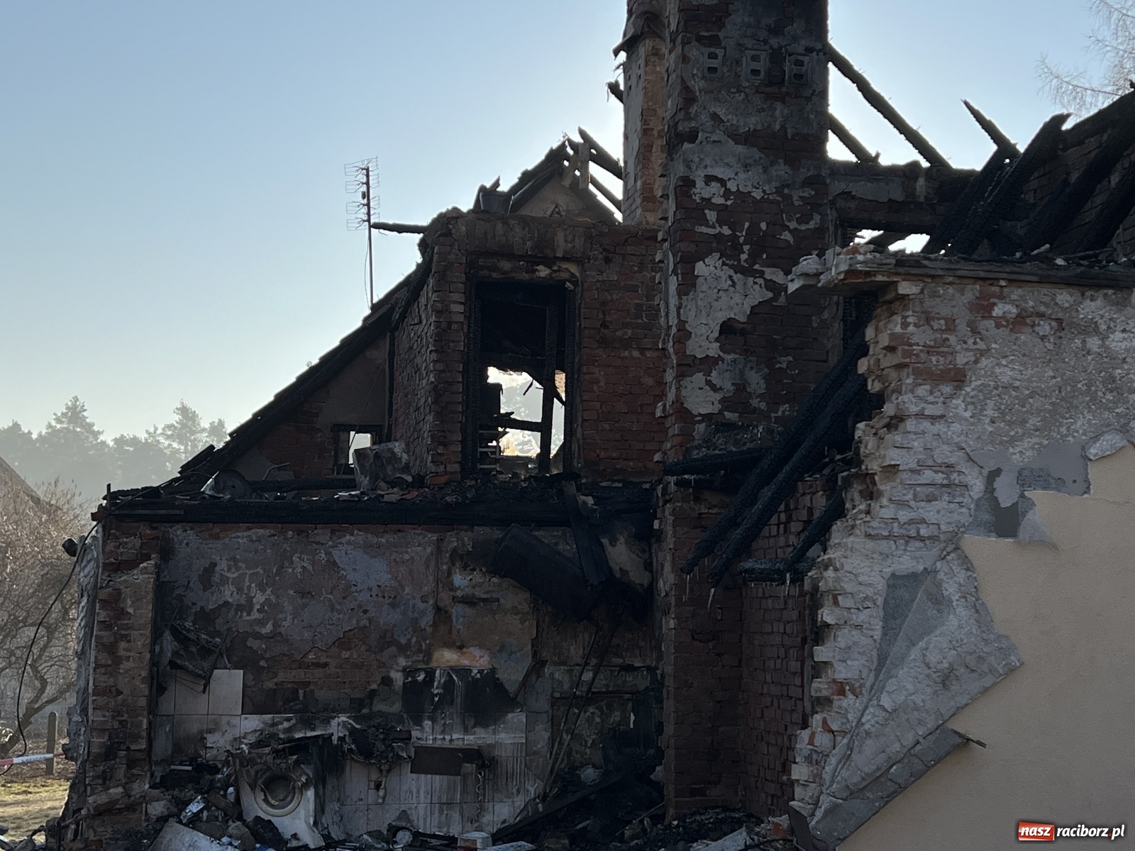 Zdjęcie w galerii na portalu naszraciborz.pl: Cegiełka do cegiełki - odbudujmy razem dom w Nędzy wiadomości z regionu