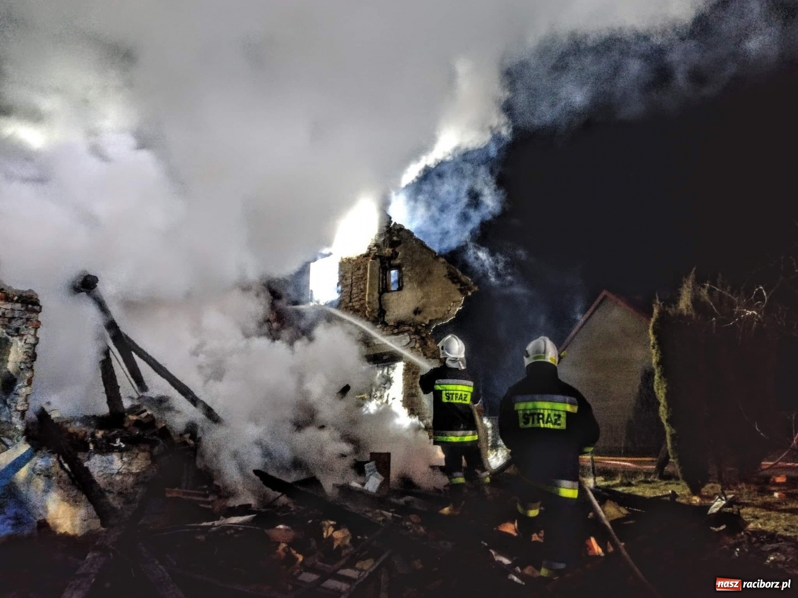 Zdjęcie w galerii na portalu naszraciborz.pl: Cegiełka do cegiełki - odbudujmy razem dom w Nędzy wiadomości z regionu