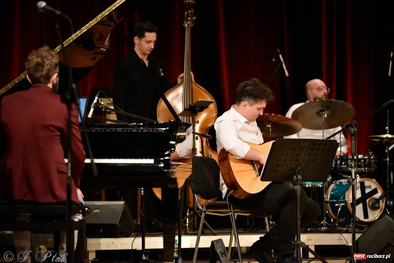 Zdjęcie w galerii na portalu naszraciborz.pl: Z miłości do Kobiet. Jazzowa sobota w RCK wiadomości z regionu