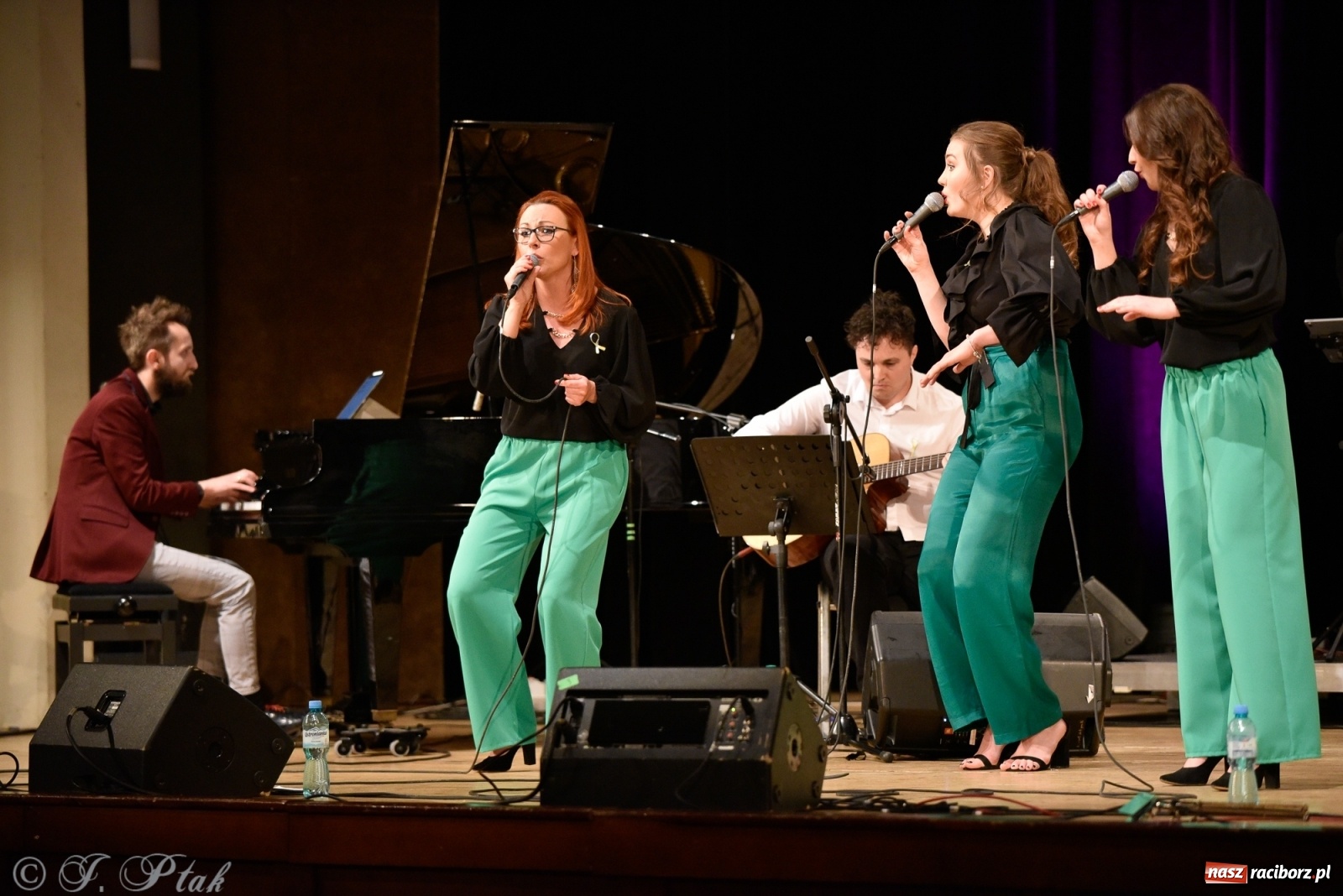 Zdjęcie w galerii na portalu naszraciborz.pl: Z miłości do Kobiet. Jazzowa sobota w RCK wiadomości z regionu