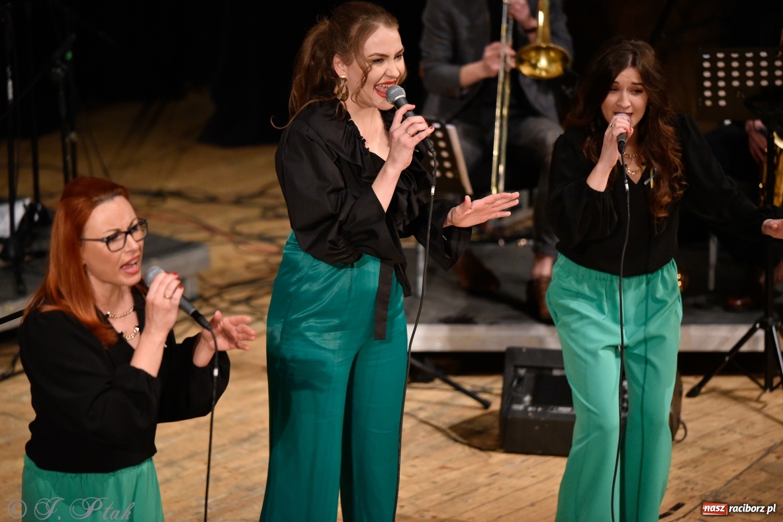 Zdjęcie w galerii na portalu naszraciborz.pl: Z miłości do Kobiet. Jazzowa sobota w RCK wiadomości z regionu