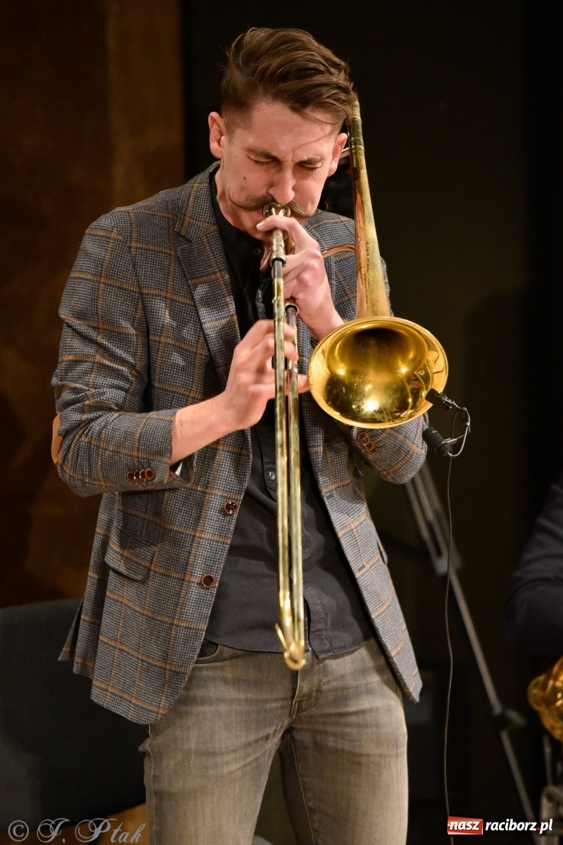 Zdjęcie w galerii na portalu naszraciborz.pl: Z miłości do Kobiet. Jazzowa sobota w RCK wiadomości z regionu