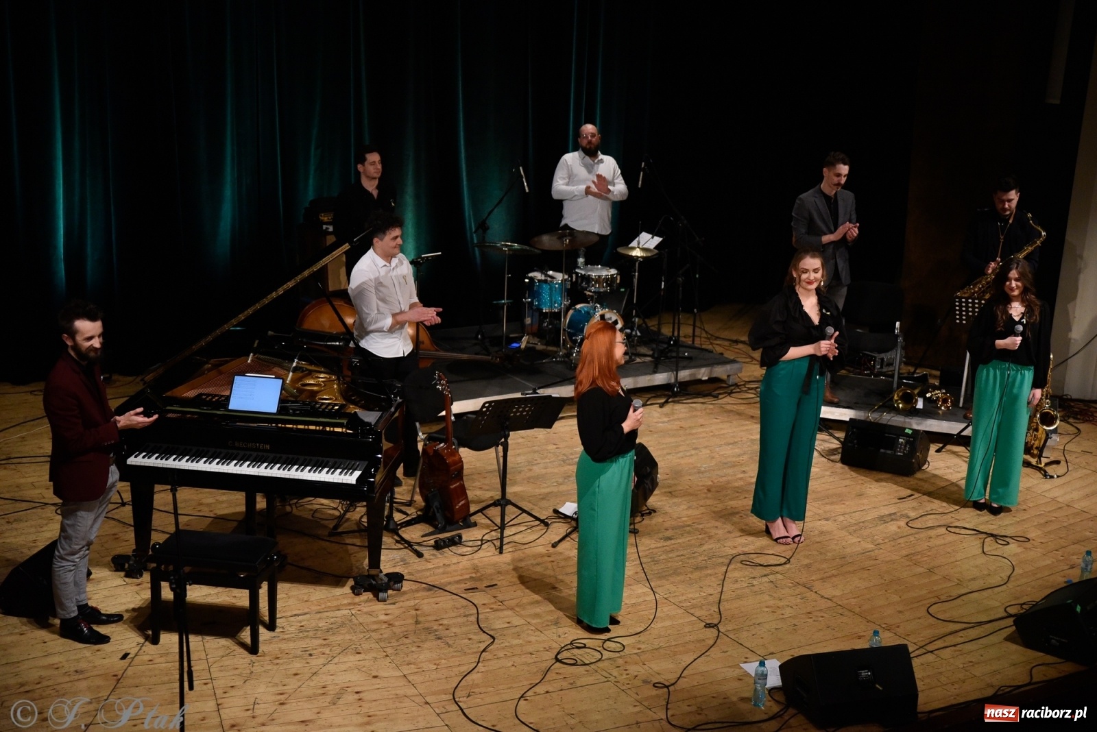 Zdjęcie w galerii na portalu naszraciborz.pl: Z miłości do Kobiet. Jazzowa sobota w RCK wiadomości z regionu